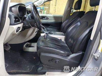 Zdjęcie 7 z 14 samochodu: 2020 CHRYSLER PACIFICA TOURING L PLUS VIN:2C4RC1EG4LR126320 - miniatura