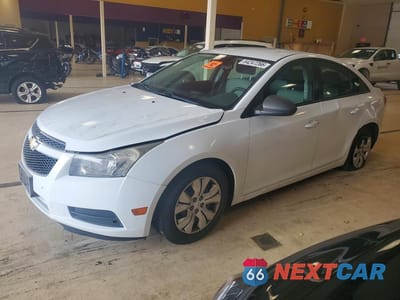 2013 CHEVROLET CRUZE LS 1G1PA5SG3D7111621 - główne zdjęcie licytacji z USA - miniatura