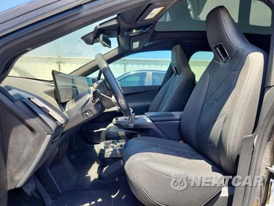 Zdjęcie 7 z 14 samochodu: 2024 BMW IX XDRIVE50 VIN:WB523CF08RCN46657 - miniatura