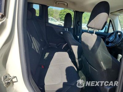Zdjęcie 10 z 12 samochodu: 2016 JEEP RENEGADE LATITUDE VIN:ZACCJABT8GPC49206 - miniatura