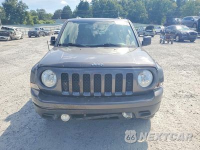Piąte zdjęcie samochodu w środku: 2017 JEEP PATRIOT LATITUDE VIN:1C4NJRFB1HD196177 - miniatura