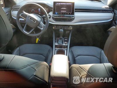 Zdjęcie 8 z 14 samochodu: 2025 JEEP COMPASS LIMITED VIN:3C4NJDCN8ST558542 - miniatura