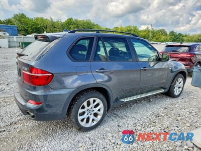 Trzecie zdjęcie samochodu z tyłu: 2013 BMW X5 XDRIVE35I VIN:5UXZV4C50D0B03207 - miniatura