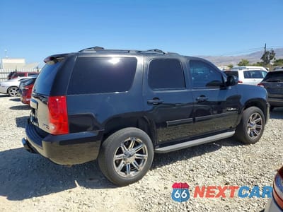 Trzecie zdjęcie samochodu z tyłu: 2013 GMC YUKON SLE VIN:1GKS1AE06DR275446 - miniatura