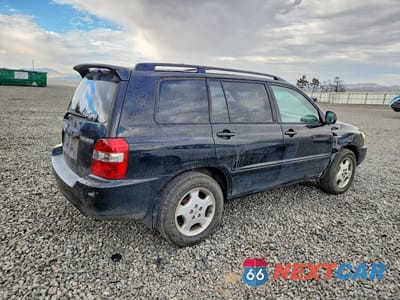 Trzecie zdjęcie samochodu z tyłu: 2004 TOYOTA HIGHLANDER LIMITED VIN:JTEEP21A440031063 - miniatura