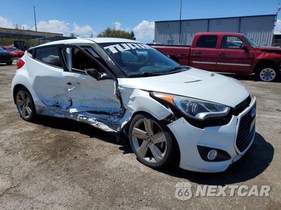 Czwarte zdjęcie samochodu z boku: 2015 HYUNDAI VELOSTER TURBO VIN:KMHTC6AEXFU232474 - miniatura