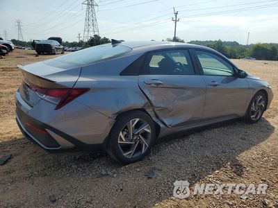 Trzecie zdjęcie samochodu z tyłu: 2025 HYUNDAI ELANTRA SEL SPORT VIN:KMHLM4DG4SU050181 - miniatura
