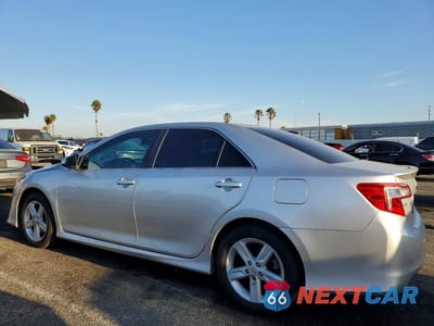 Drugie zdjęcie samochodu z przodu: 2013 TOYOTA CAMRY SE VIN:4T1BF1FKXDU280977 - miniatura