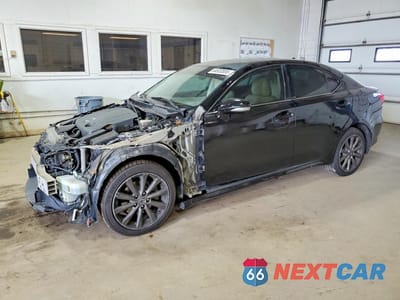 2009 LEXUS IS 250 JTHCK262495032220 - główne zdjęcie licytacji z USA - miniatura