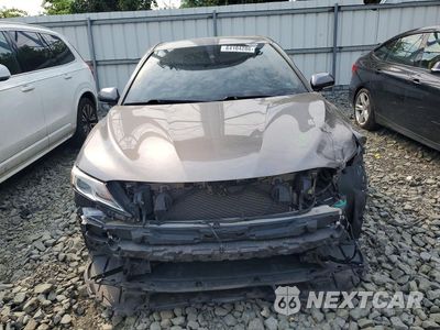 Piąte zdjęcie samochodu w środku: 2019 TOYOTA CAMRY SE VIN:4T1B11HK1KU807474 - miniatura