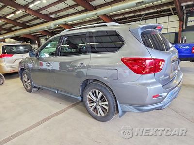 Drugie zdjęcie samochodu z przodu: 2018 NISSAN PATHFINDER S VIN:5N1DR2MM1JC632050 - miniatura