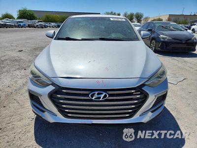 Piąte zdjęcie samochodu w środku: 2017 HYUNDAI ELANTRA SPORT VIN:KMHD04LB2HU350140 - miniatura