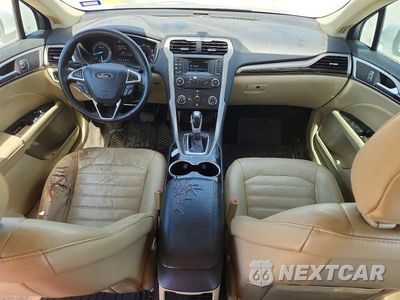Zdjęcie 8 z 13 samochodu: 2015 FORD FUSION SE VIN:3FA6P0HD7FR207304 - miniatura
