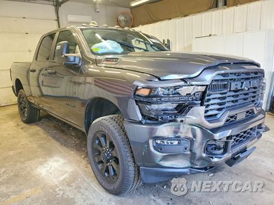 Czwarte zdjęcie samochodu z boku: 2026 RAM 2500 BIG HORN VIN:3C6UR5DJ6TG189543 - miniatura