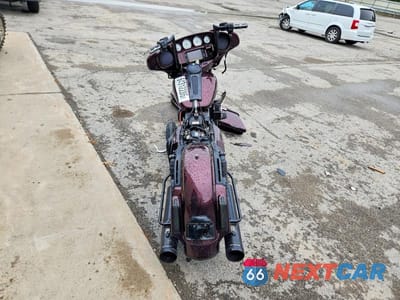 Zdjęcie 6 z 8 samochodu: 2014 HARLEY-DAVIDSON FLHXS STREET GLIDE SPECIAL VIN:1HD1KRM10EB642203 - miniatura
