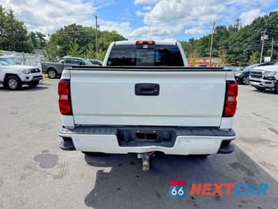 Piąte zdjęcie samochodu w środku: 2016 CHEVROLET SILVERADO K1500 LT VIN:1GCVKREC4GZ112068 - miniatura