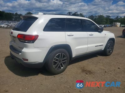 Trzecie zdjęcie samochodu z tyłu: 2020 JEEP GRAND CHEROKEE TRAILHAWK VIN:1C4RJFLG2LC357697 - miniatura