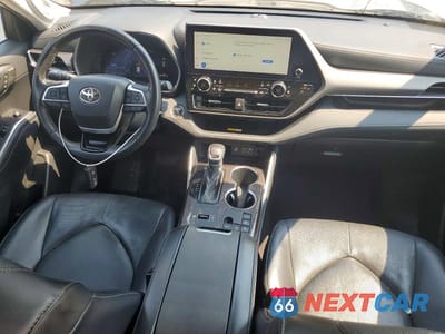 Zdjęcie 8 z 13 samochodu: 2023 TOYOTA HIGHLANDER HYBRID LIMITED VIN:5TDXBRCH7PS579090 - miniatura