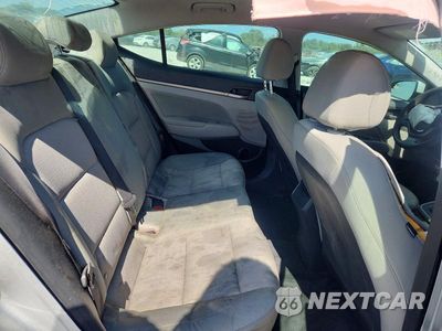 Zdjęcie 10 z 12 samochodu: 2017 HYUNDAI ELANTRA SE VIN:5NPD84LF6HH029759 - miniatura