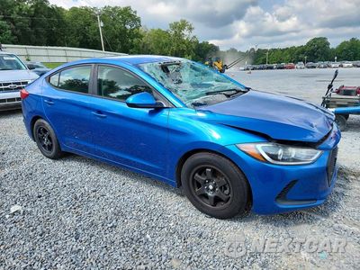 Czwarte zdjęcie samochodu z boku: 2017 HYUNDAI ELANTRA SE VIN:5NPD74LF1HH178390 - miniatura