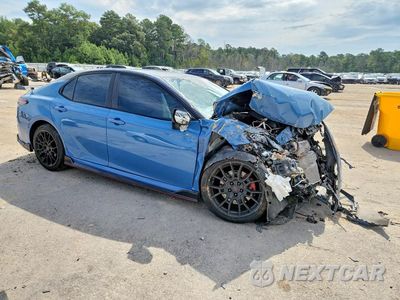 Czwarte zdjęcie samochodu z boku: 2022 TOYOTA CAMRY TRD VIN:4T1KZ1AK6NU060414 - miniatura