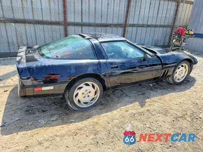 Trzecie zdjęcie samochodu z tyłu: 1990 CHEVROLET CORVETTE VIN:1G1YY2389L5101675 - miniatura