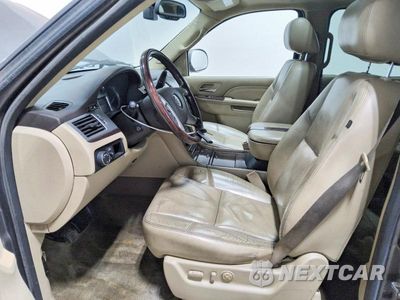 Zdjęcie 7 z 13 samochodu: 2011 CADILLAC ESCALADE ESV LUXURY VIN:1GYS4HEF4BR238029 - miniatura