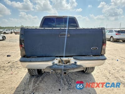 Zdjęcie 6 z 12 samochodu: 2005 FORD F250 SUPER DUTY VIN:1FTSW21P85EA73643 - miniatura