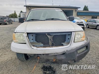 Piąte zdjęcie samochodu w środku: 2005 FORD EXPEDITION XLT VIN:1FMPU16505LB04596 - miniatura