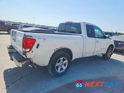 Trzecie zdjęcie samochodu z tyłu: 2006 NISSAN TITAN XE FFV VIN:1N6BA06A16N545879 - miniatura