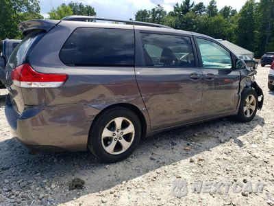Trzecie zdjęcie samochodu z tyłu: 2014 TOYOTA SIENNA LE VIN:5TDKK3DC0ES496737 - miniatura