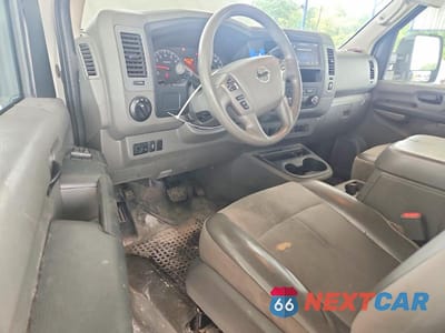 Zdjęcie 8 z 13 samochodu: 2021 NISSAN NV 2500 SV/3500 S/3500 SV/3500 SL VIN:1N6AF0LY1MN809078 - miniatura