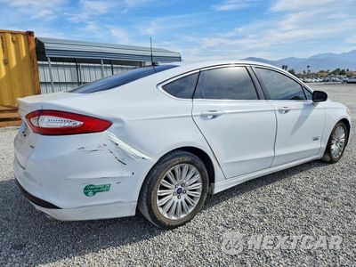Trzecie zdjęcie samochodu z tyłu: 2016 FORD FUSION SE VIN:3FA6P0PU7GR320754 - miniatura