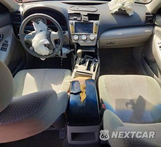 Zdjęcie 8 z 12 samochodu: 2011 TOYOTA CAMRY LE VIN:4T1BF3EK6BU649456 - miniatura
