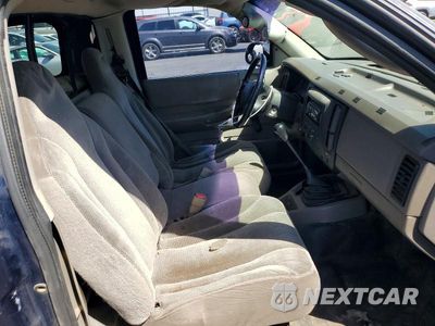 Zdjęcie 10 z 13 samochodu: 2004 DODGE DAKOTA SXT VIN:1D7FL16K64S644487 - miniatura
