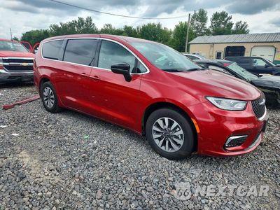 Czwarte zdjęcie samochodu z boku: 2025 CHRYSLER PACIFICA HYBRID SELECT VIN:2C4RC1S71SR538388 - miniatura