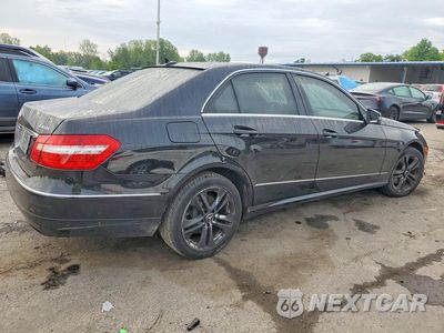 Trzecie zdjęcie samochodu z tyłu: 2010 MERCEDES-BENZ E 350 4MATIC VIN:WDDHF8HB9AA063265 - miniatura