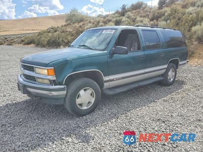 1997 CHEVROLET SUBURBAN K1500 3GNFK16R8VG117402 - główne zdjęcie licytacji z USA - miniatura