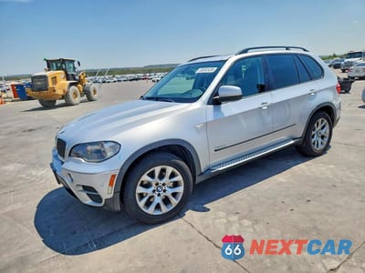 2011 BMW X5 XDRIVE35I 5UXZV4C55BL414074 - główne zdjęcie licytacji z USA - miniatura