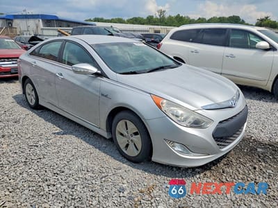 Czwarte zdjęcie samochodu z boku: 2014 HYUNDAI SONATA HYBRID VIN:KMHEC4A49EA114288 - miniatura