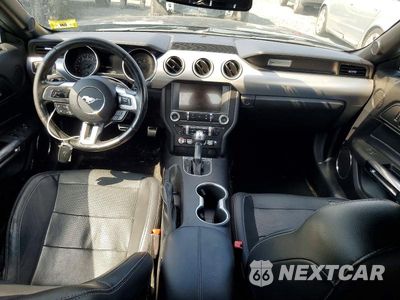Zdjęcie 8 z 12 samochodu: 2019 FORD MUSTANG VIN:1FATP8UH8K5171128 - miniatura