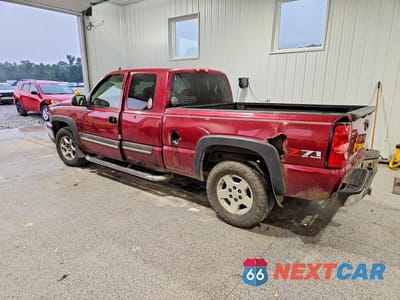 Drugie zdjęcie samochodu z przodu: 2006 CHEVROLET SILVERADO K1500 VIN:2GCEK19B561112347 - miniatura