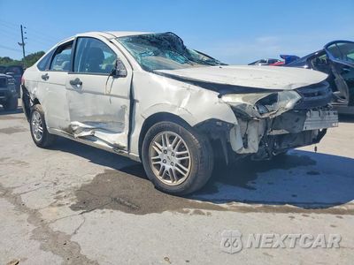 Czwarte zdjęcie samochodu z boku: 2011 FORD FOCUS SE VIN:1FAHP3FN1BW174362 - miniatura