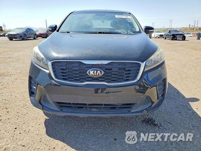 Piąte zdjęcie samochodu w środku: 2019 KIA SORENTO L VIN:5XYPG4A38KG519868 - miniatura