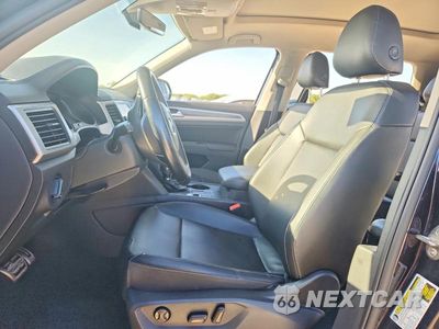 Zdjęcie 7 z 14 samochodu: 2019 VOLKSWAGEN ATLAS SE VIN:1V2YR2CA9KC505057 - miniatura
