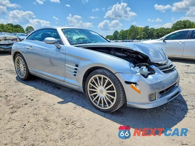 Czwarte zdjęcie samochodu z boku: 2005 CHRYSLER CROSSFIRE SRT-6 VIN:1C3AN79NX5X046192 - miniatura