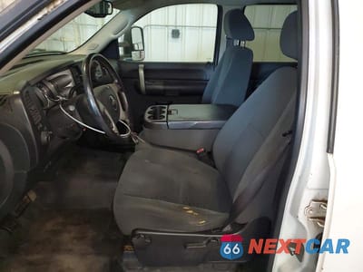 Zdjęcie 7 z 12 samochodu: 2008 CHEVROLET SILVERADO K1500 VIN:2GCEK13C481206661 - miniatura