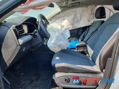 Zdjęcie 7 z 12 samochodu: 2026 VOLKSWAGEN JETTA SE VIN:3VW7W7BU0TM041121 - miniatura