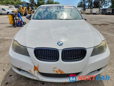 Piąte zdjęcie samochodu w środku: 2011 BMW 328 I SULEV VIN:WBAPH5G59BNN59023 - miniatura