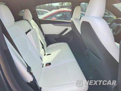Zdjęcie 11 z 13 samochodu: 2026 TESLA MODEL Y VIN:7SAYGDEE3TF655661 - miniatura